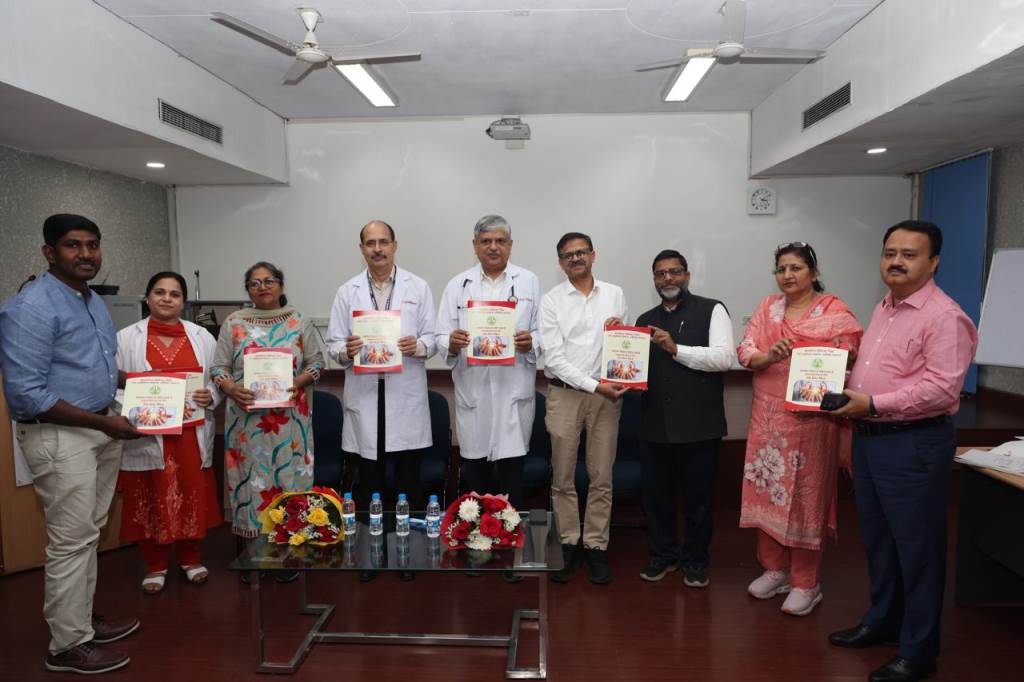 Ceremony Organized at PGI Chandigarh in Observance of the Official Language Hindi